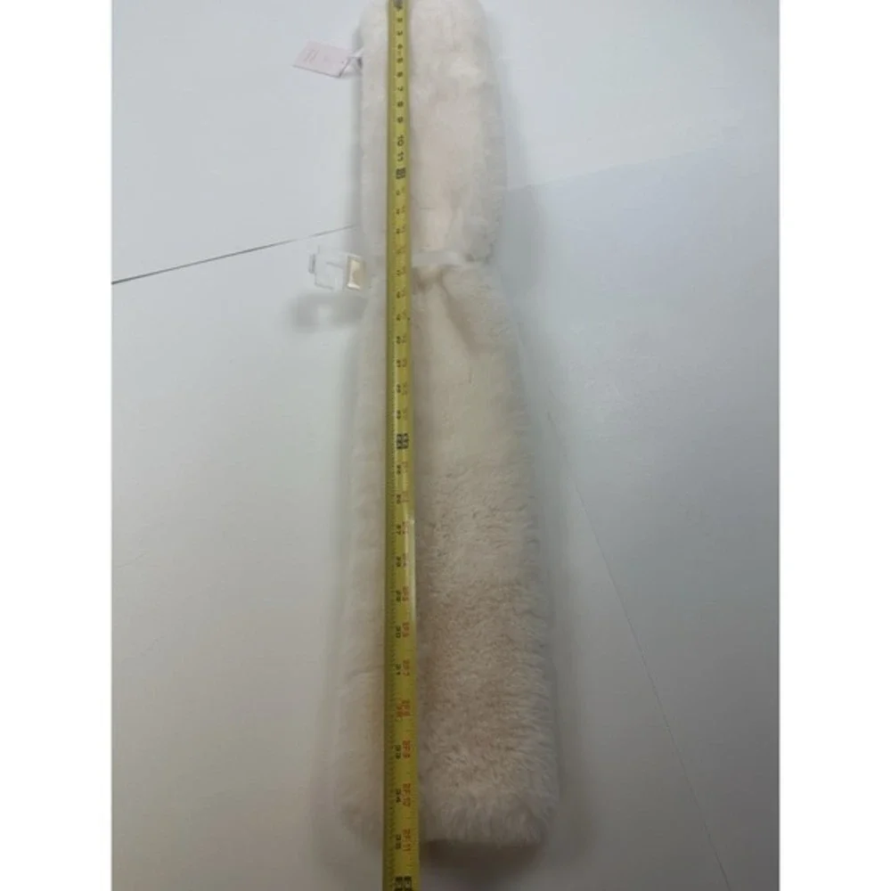New Lauren Conrad Faux Fur Thick‎ Plush Neck Warmer Ivory